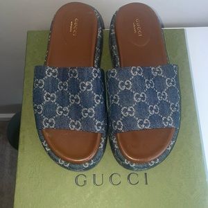 Denim Gucci monogram sandals. Great condition, only worn twice.